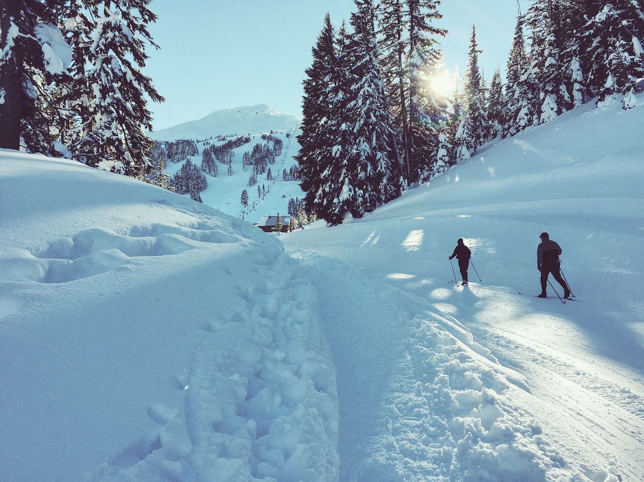 outdoor adventurous winter activities