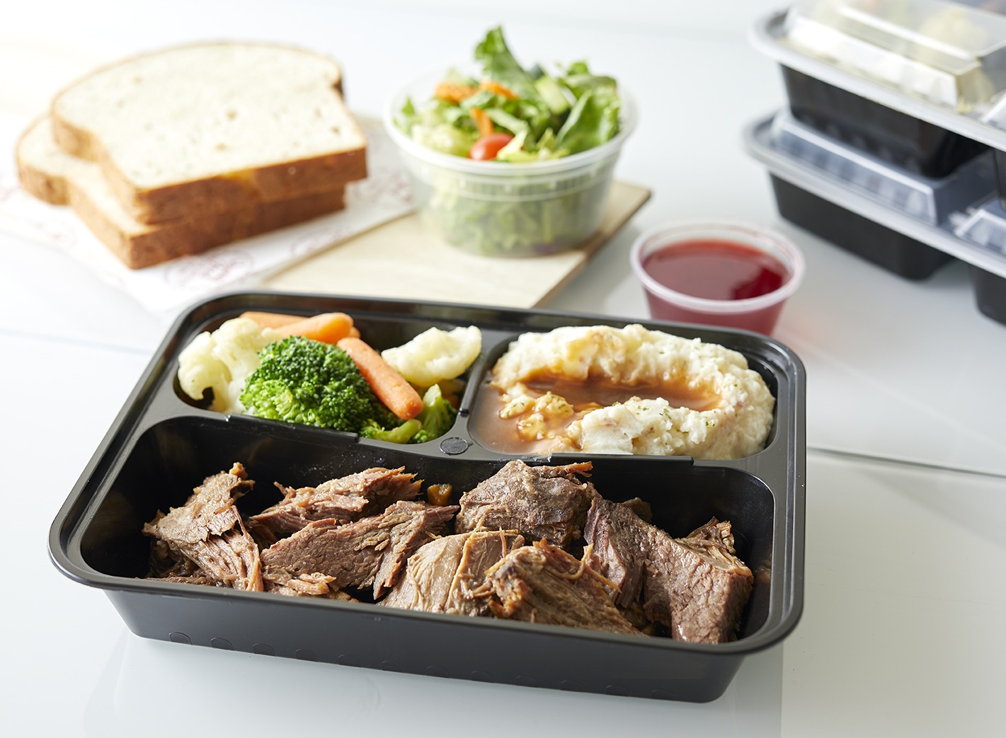 Apple Spice Boxed Roast Beef Catering Entrée